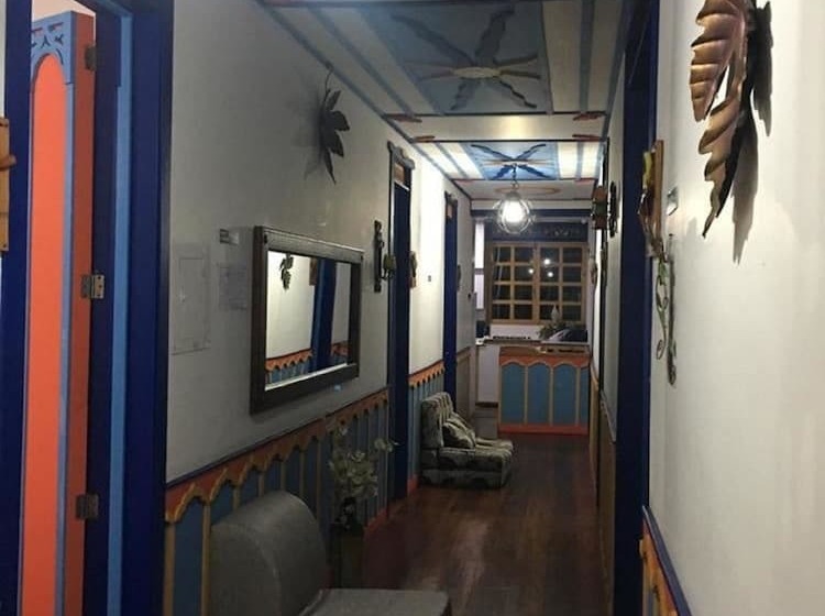 Hotel Hostal De Jahn