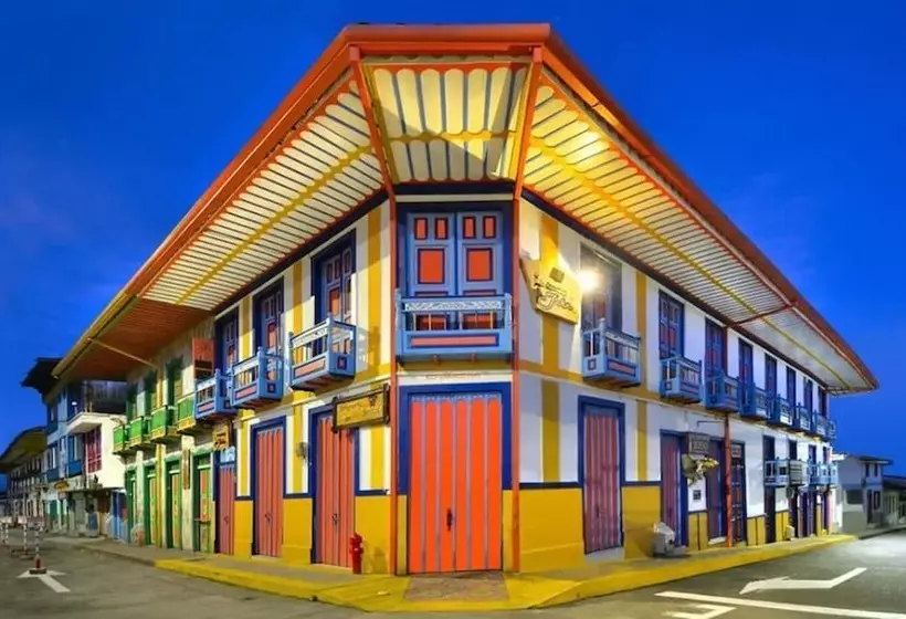 ホテル Hostal De Jahn