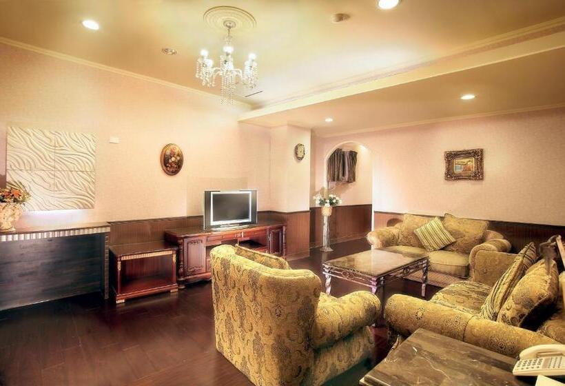 هتل Huis Ten Bosch