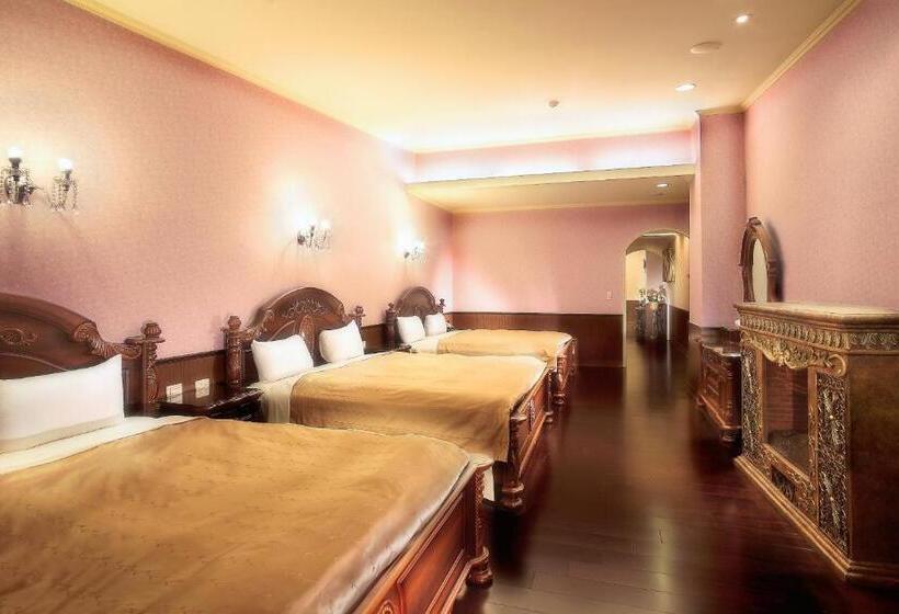 هتل Huis Ten Bosch