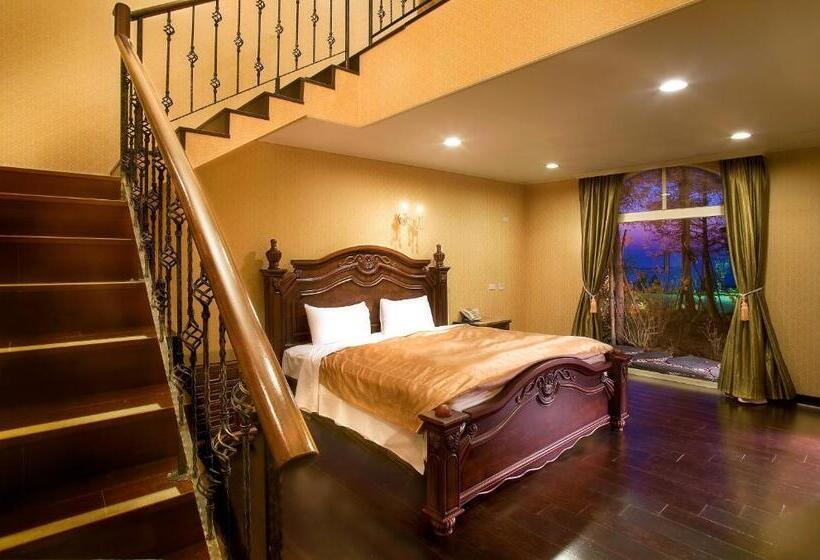 هتل Huis Ten Bosch