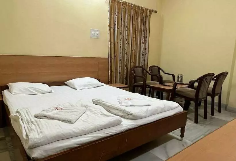 Hotelli Lee Garden, Near Blue Flag Beach, Puri