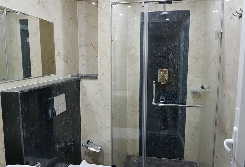 Hotel Lee Garden, Near Blue Flag Beach, Puri