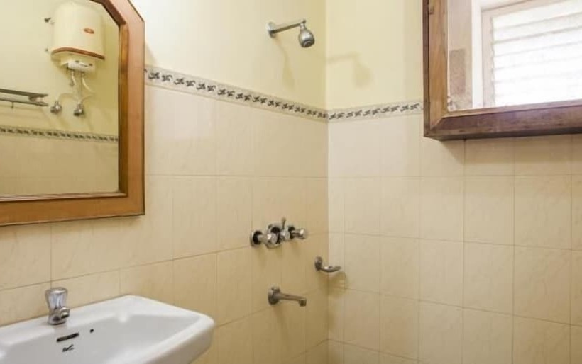 Hotel Lee Garden, Near Blue Flag Beach, Puri