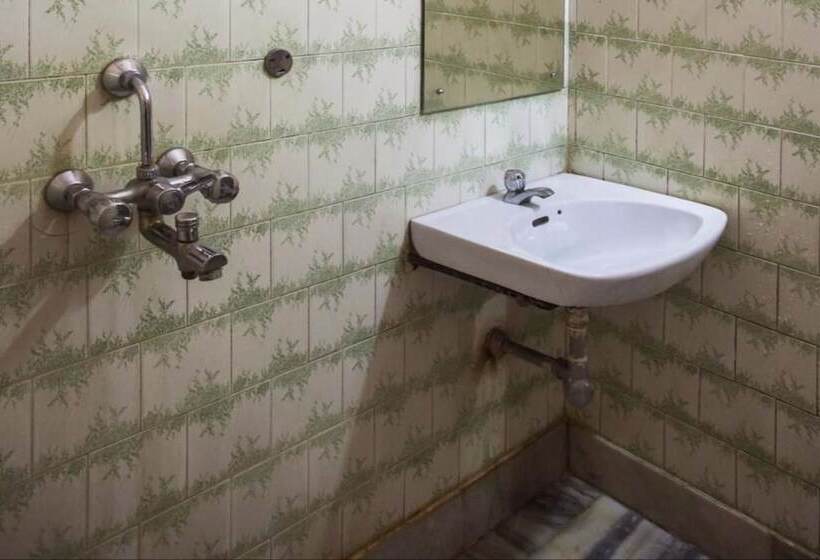 Hotel Lee Garden, Near Blue Flag Beach, Puri