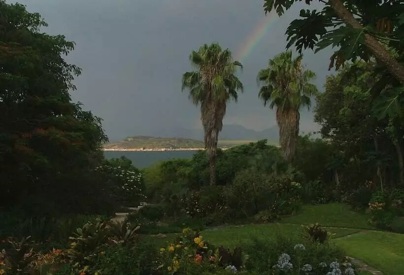 هتل Norma Jeanes Lake View Resort
