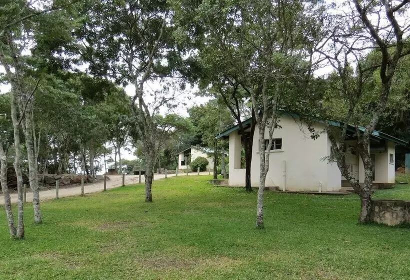 هتل Norma Jeanes Lake View Resort
