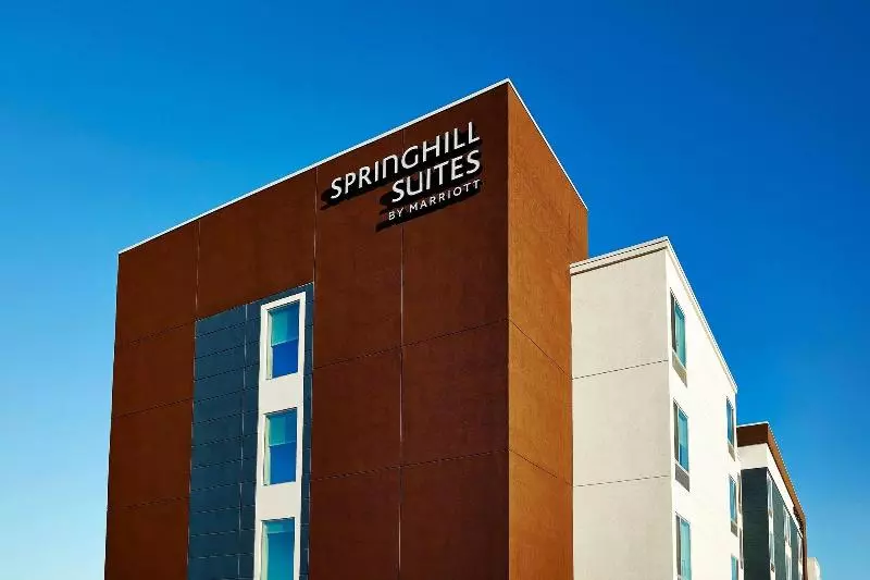 Hotelli Springhill Suites By Marriott Springfield North