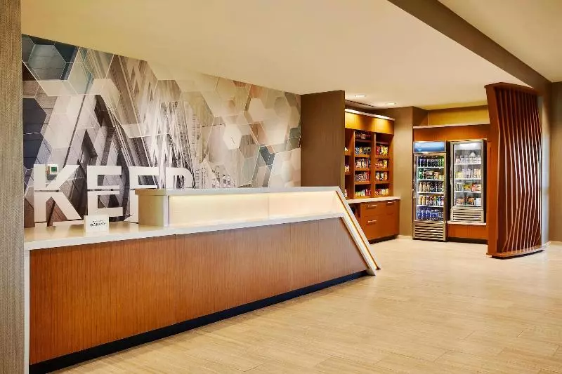 Hotelli Springhill Suites By Marriott Springfield North