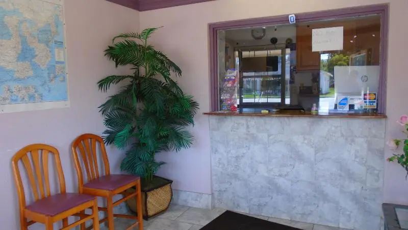 Town House Motel
