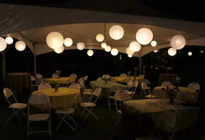 ベッドアンドブレックファースト Carriage Barn Inn