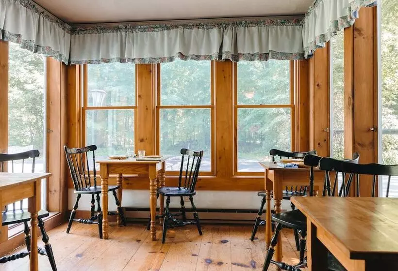 ベッドアンドブレックファースト Carriage Barn Inn