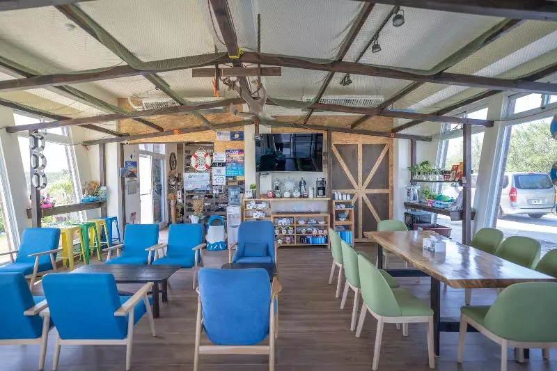 تختخواب و صبحانه Starrysky Family