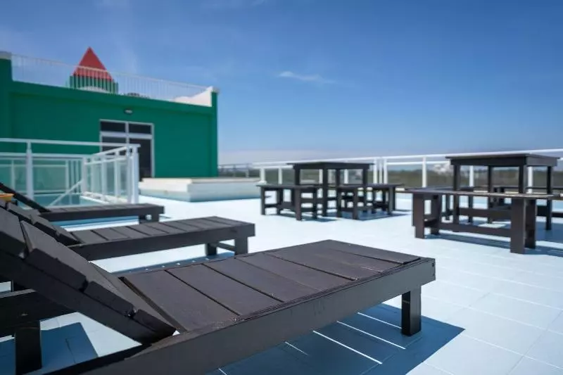 تختخواب و صبحانه Starrysky Family