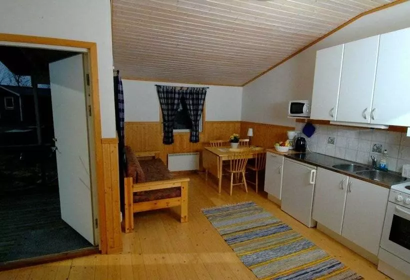 Aamiaismajoitus (B&B) Klintagårdens Stugby