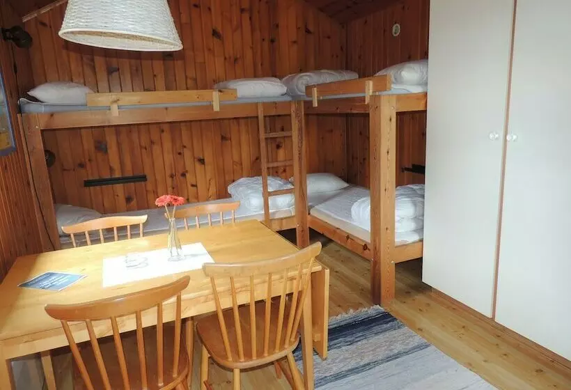 Aamiaismajoitus (B&B) Klintagårdens Stugby