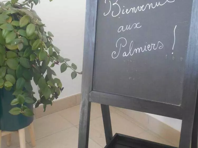 Aamiaismajoitus (B&B) Maison D Hotes Les Palmiers