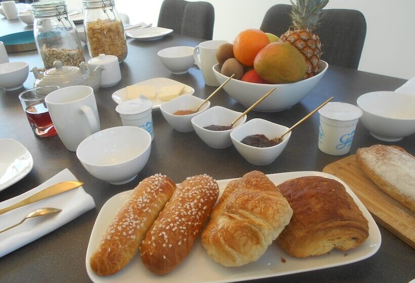 Bed and Breakfast Maison D Hotes Les Palmiers