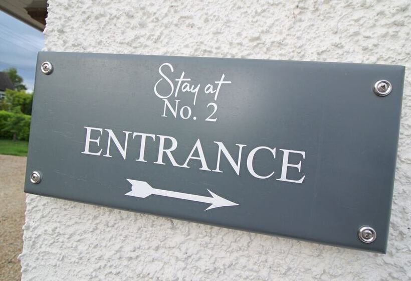 צימר Stay At No. 2