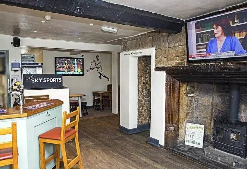 Aamiaismajoitus (B&B) The White Bear