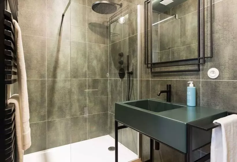 تختخواب و صبحانه Villa 216