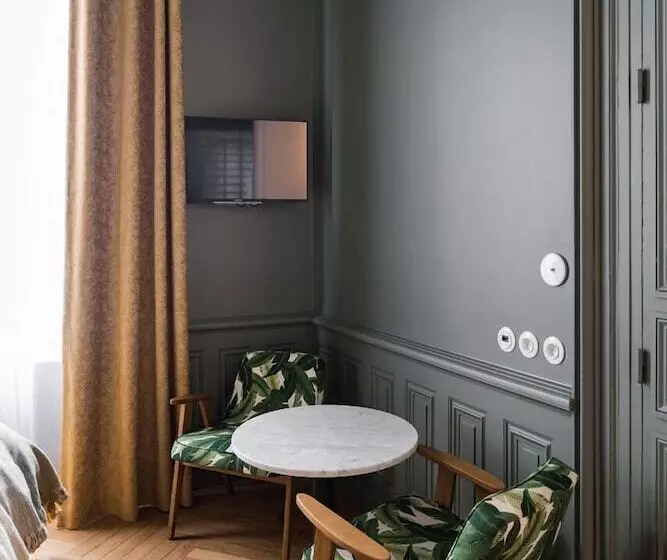 تختخواب و صبحانه Villa 216
