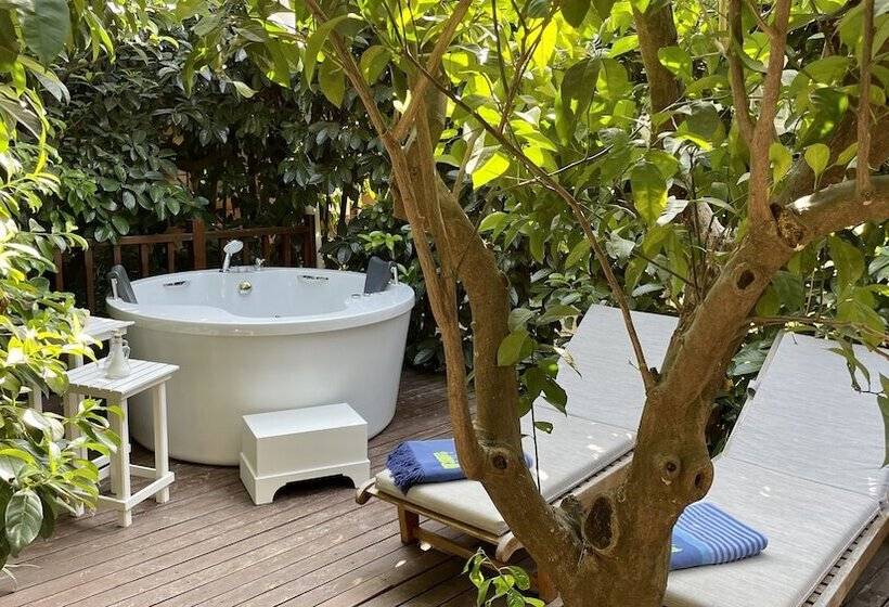 مبيت وإفطار Villa Lukka