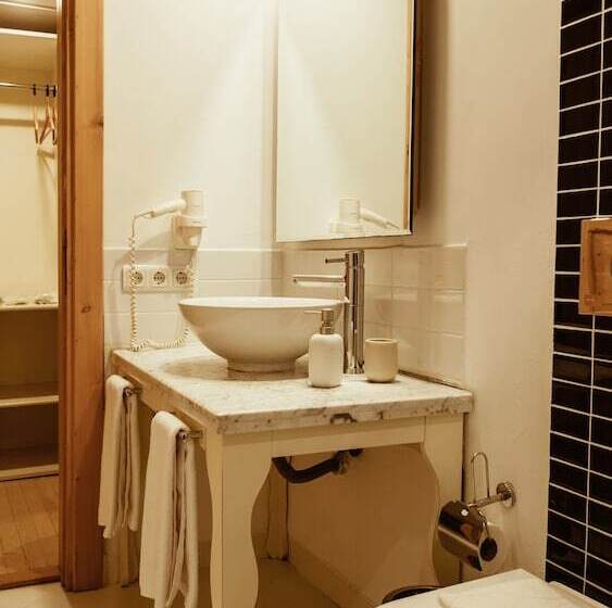 مبيت وإفطار Villa Lukka