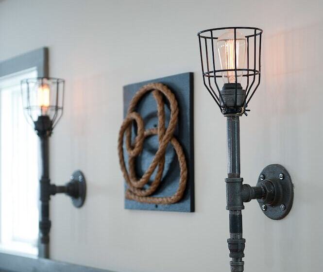 פונדק Mad River Barn