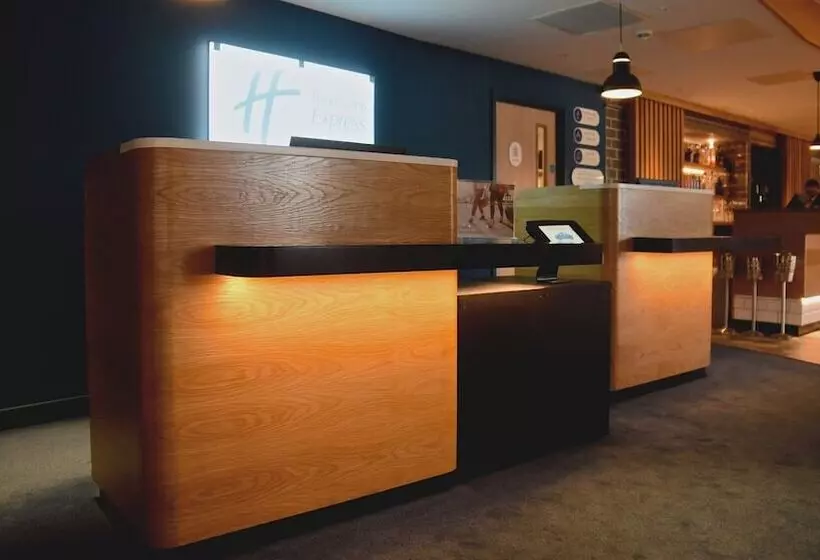 ホテル Holiday Inn Express   Barrow In Furness & South Lakes, An Ihg