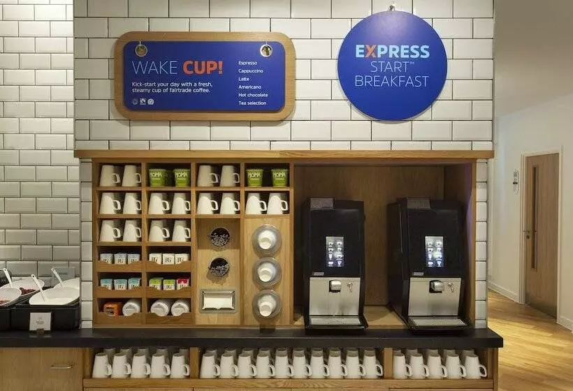 ホテル Holiday Inn Express   Barrow In Furness & South Lakes, An Ihg