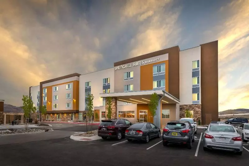 Hotelli Springhill Suites By Marriott Reno