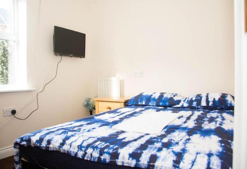 פנסיון Queen Guest House