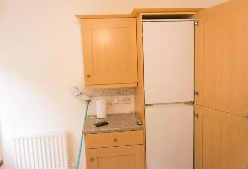 ペンション Queen Guest House