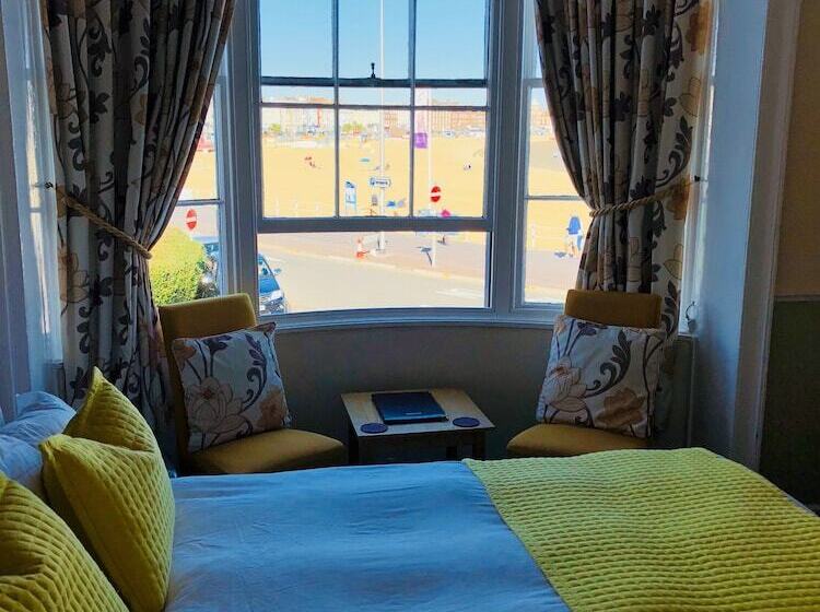 פנסיון The Warwick