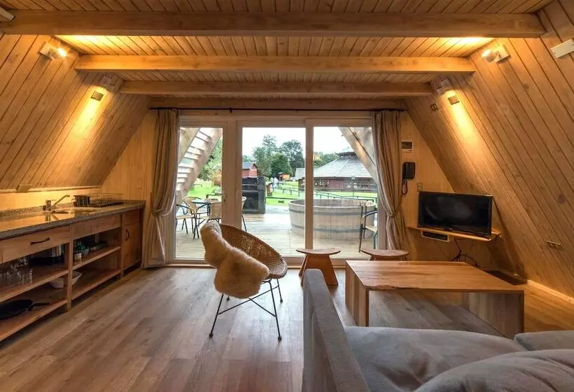 リゾートホテル Termas De Aguas Calientes