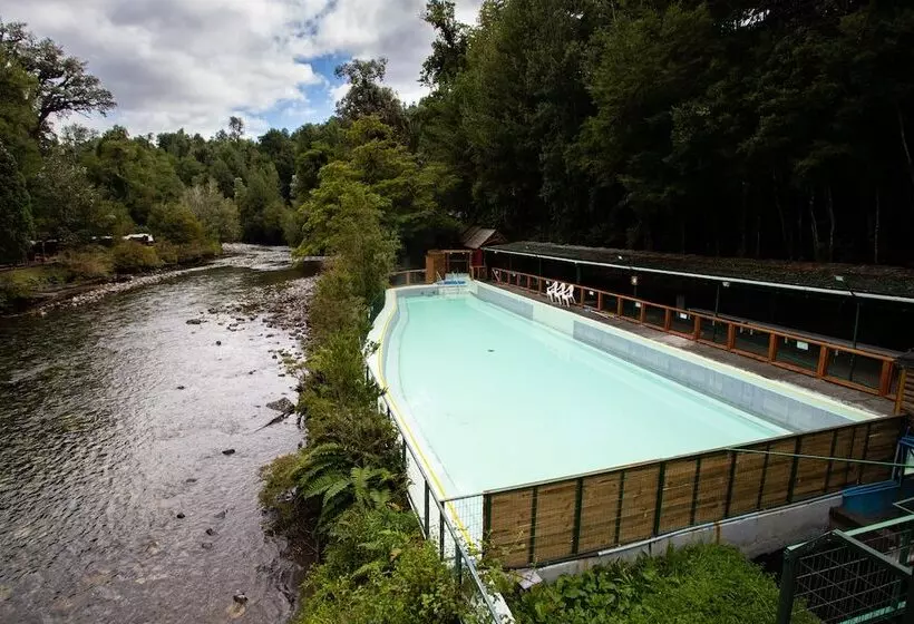 リゾートホテル Termas De Aguas Calientes