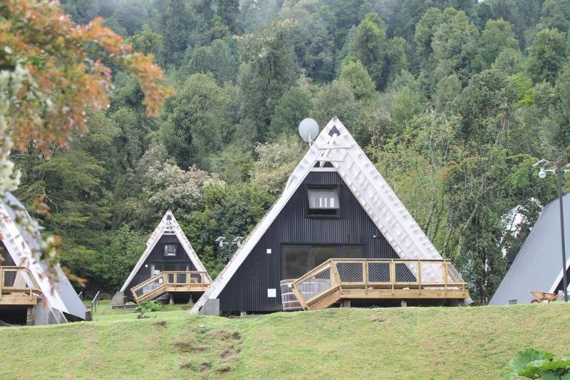 منتجع Termas De Aguas Calientes
