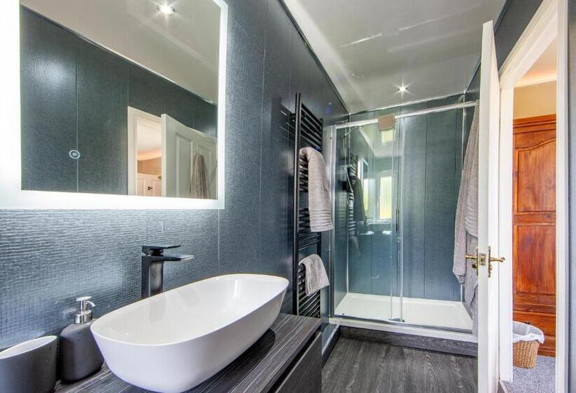 The Galley Of Lorne Inn