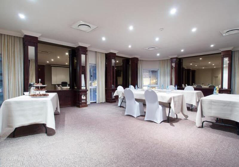 בית מלון כפרי Albany