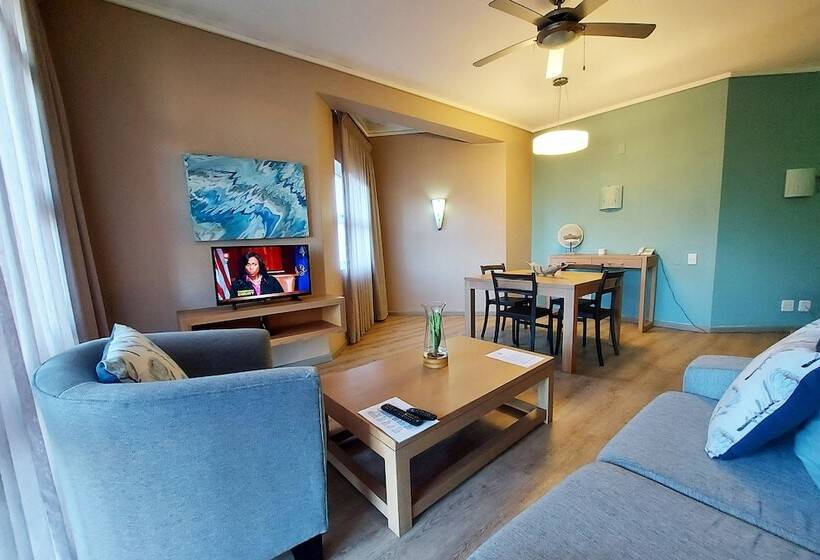 فندق First Group Brookes Hill Suites