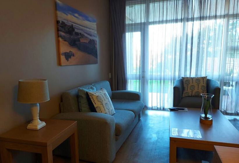 فندق First Group Brookes Hill Suites