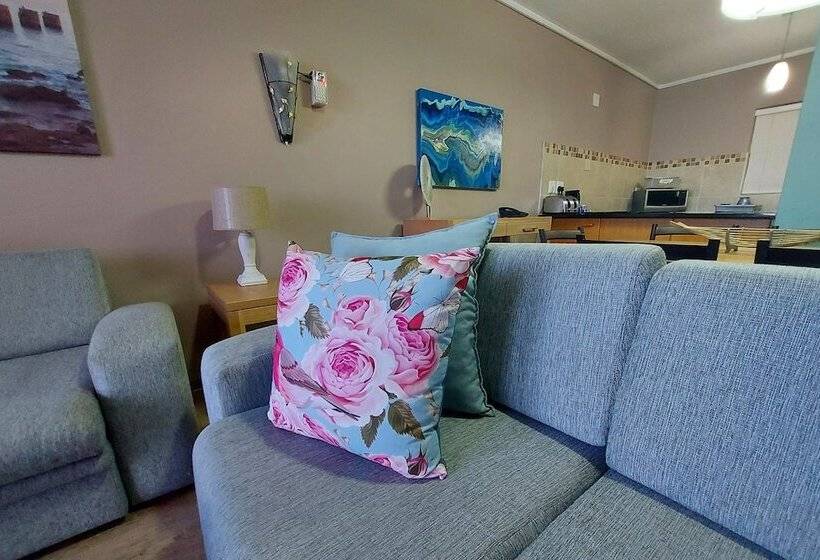 فندق First Group Brookes Hill Suites