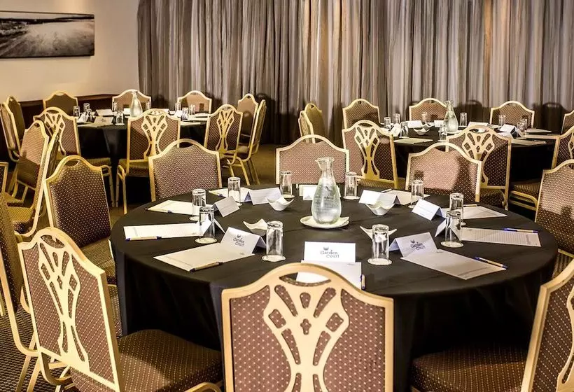 בית מלון כפרי Garden Court Kings Beach