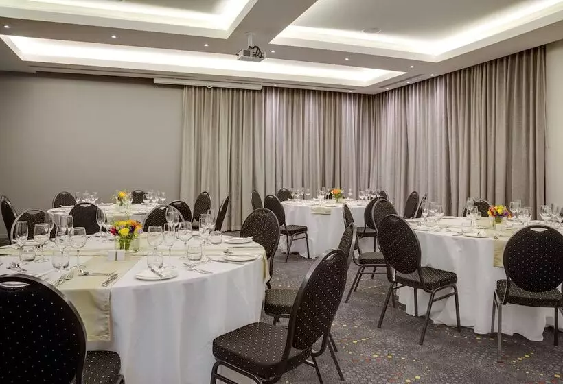 Protea Hotel By Marriott Cape Town Tyger Valley