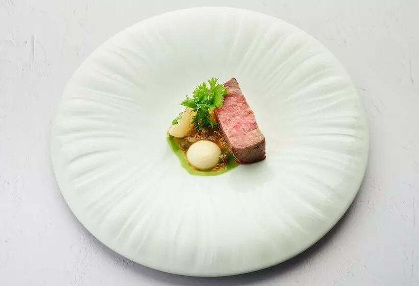 Swissotel The Stamford Singapore