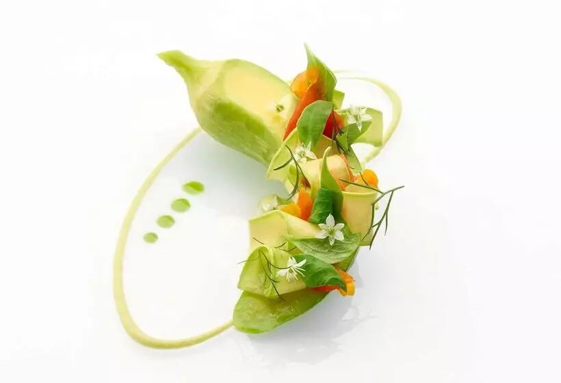 Swissotel The Stamford Singapore