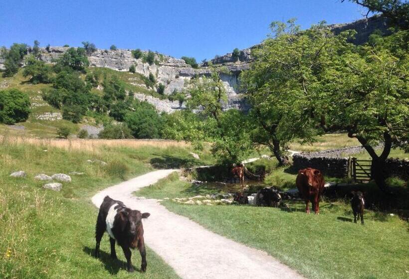 فندق فئة نجمة واحدة Beck Hall