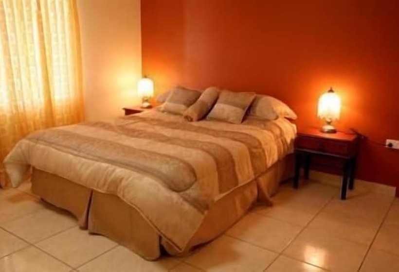 호텔 Atherton Holiday Park