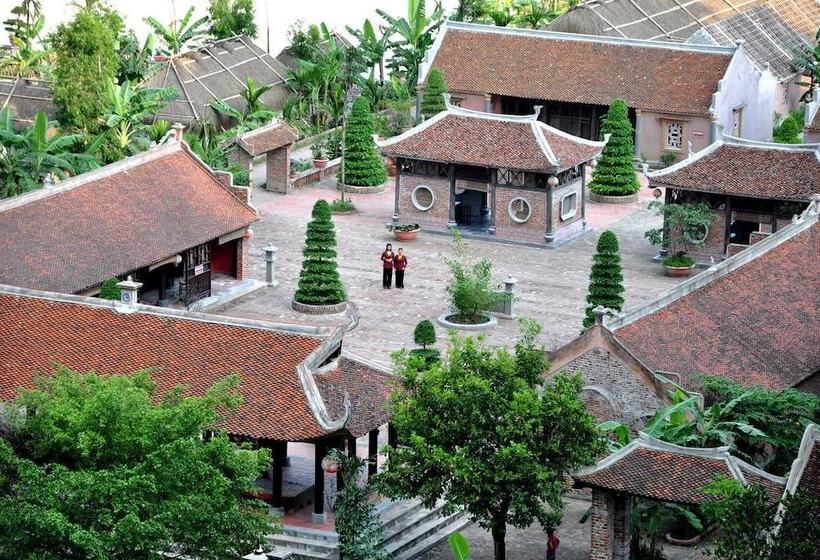 هتل Vietnamese Ancient Village